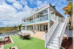 Magnificent Harbour View Villa In Orakei, Auckland